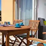 Medvid Apartment *